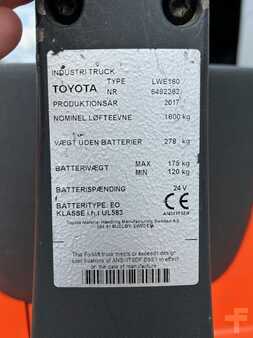 Porta-paletes elétrico 2017  Toyota LWE160 (7)