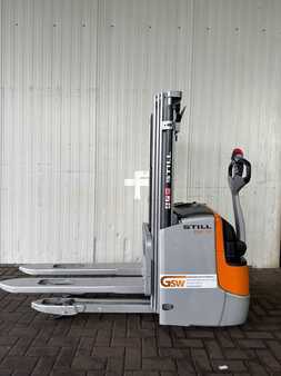 Pallet Stackers 2020  Still EXV 12i (1)