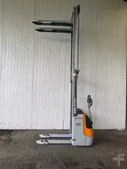 Apilador eléctrico 2019  Still EXV12 (3)
