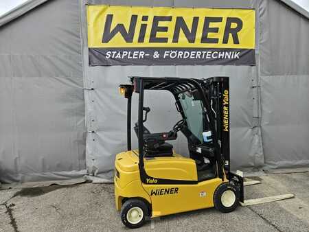 Elektro 4 Rad 2024  Yale ERP20VF (2)