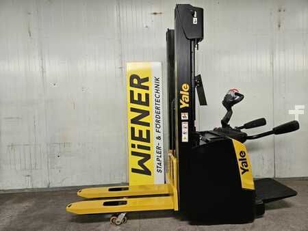 Stapelaars 2025  Yale MS12X/IL (1)