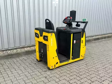 Tahač 2021  Linde P 40C (2)