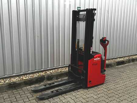 Pallet Stackers 2022  Linde L 12i (2)