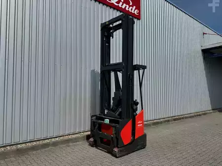 Schubmaststapler 2018  Linde R 16X-03 (1)