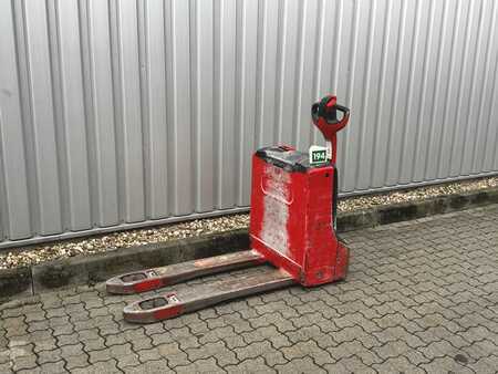 Electric Pallet Trucks 2018  Linde T 16 (2)