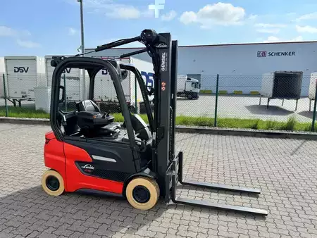 Elektro 4 Rad 2026  Linde Xi 16P-01 (1)