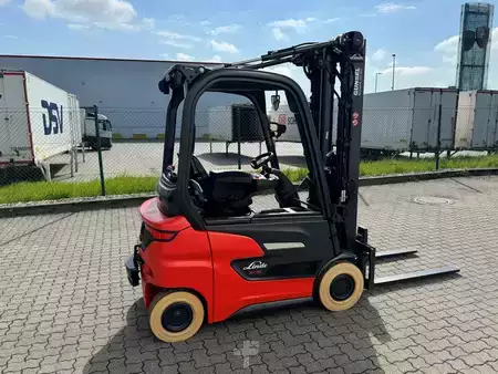 Elektro 4 Rad 2026  Linde Xi 16P-01 (2)