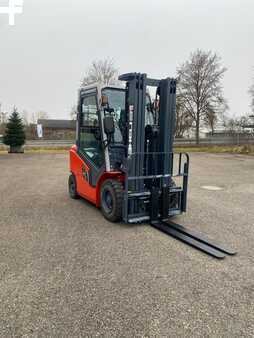 Diesel truck 2025  Heli CPCD 25 G3 (1)