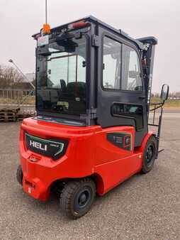 Gaffeltruck til containerhandtering 2025  Heli CPD 35 H4 (3)