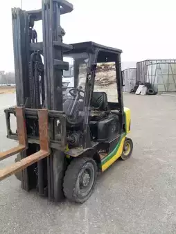 Diesel truck 2001  Mitsubishi FD25N (1)