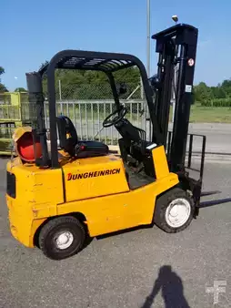 Carrelli elevatori GPL 1989  Jungheinrich TFG 15 (2)