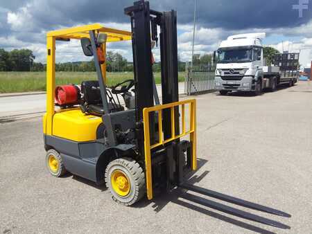 LPG heftrucks 2001  TCM FG15N18T (1)