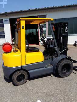 Wózki gazowe 2002  TCM FG25N5T (1)