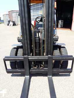 Wózki gazowe 2002  TCM FG25N5T (5)