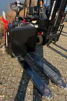 Transpalettes éléctriques 2024 HC (Hangcha) CBD20-XT1S-SI (3)