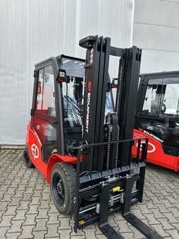 4-wiel elektrische heftrucks 2024 EP Equipment EFL253 (2)