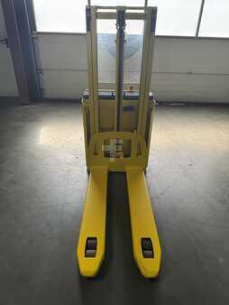 Ruční vysokozdvižný vozík 2011 Stöcklin EDD12 A21 (3)