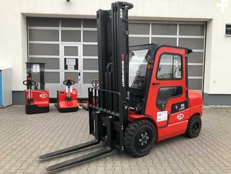 4-wiel elektrische heftrucks 2023 EP Equipment EFL 352 (1)