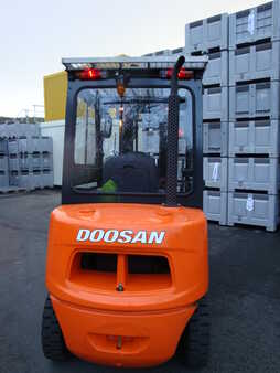Doosan D30S-5
