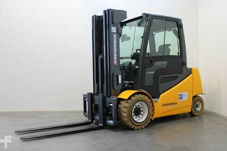 Elektro 4 Rad 2015  Jungheinrich EFG 550s 485 DZ (2)