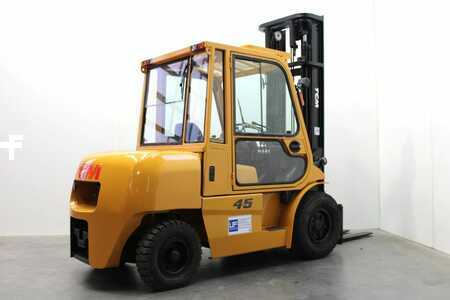 Dieselový VZV 2007  TCM FD 45 T 9 (5)