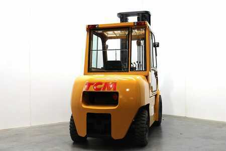 Dieselový VZV 2007  TCM FD 45 T 9 (7)