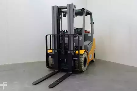 Carrelli elevatori GPL 2018  Jungheinrich TFG 430s / 470 DZ (4)