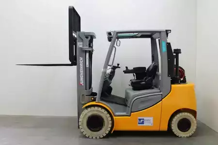 Carrelli elevatori GPL 2018  Jungheinrich TFG 430s / 470 DZ (8)
