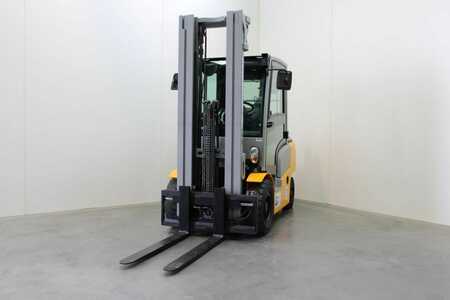 Diesel Forklifts 2017  Jungheinrich DFG 425 550 DZ (3)