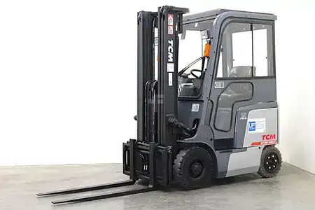 4-wiel elektrische heftrucks 2005  TCM FB 15-7 (1)