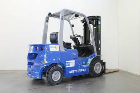 Diesel heftrucks 2020  Cesab M 325 D (5)