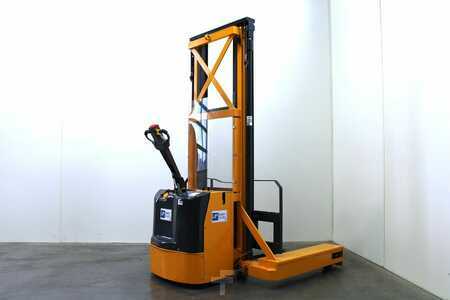 Hochhubwagen 2004  FAC SBP 4 VIE (5)