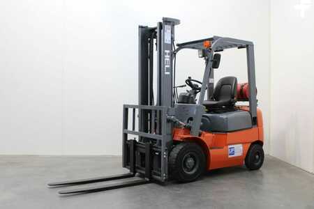 Gas truck 2012  Heli CPQD 15H (2)