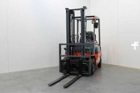 Gas truck 2012  Heli CPQD 15H (3)