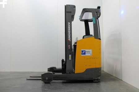 Schubmaststapler  Jungheinrich ETV 216 (1)