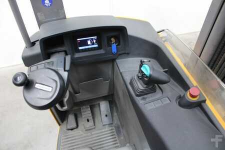 Schubmaststapler  Jungheinrich ETV 216 (9)