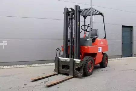 Chariots élévateurs diesel - Linde H 20 D (3)