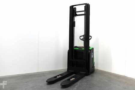 Gerbeurs 2023  Cesab S 214 L / 325 (3)