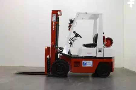 Sonstige  Nissan 4.01 A 18 U (1)