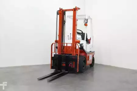 Sonstige  Nissan 4.01 A 18 U (3)