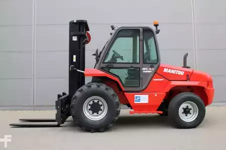 Ruwterreinheftrucks 2011  Manitou MC 40 T  PS S3E3 (1)