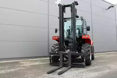 Dieselstapler 2022  Manitou MC 30-4 D ST5 S1 EU (3)