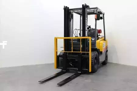 LPG Forklifts 2006  TCM FG 25 T 3 (3)