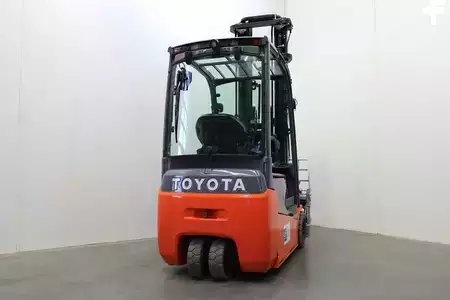 El Truck - 3-hjul 2016  Toyota 8-FBE-18-T (4)