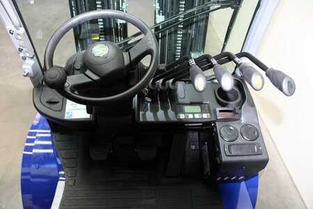 Chariot élévateur diesel 2022  Cesab M 335 DV (8)