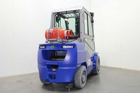 Carrello elevatore a gas 2022  Cesab M 330 GV (4)