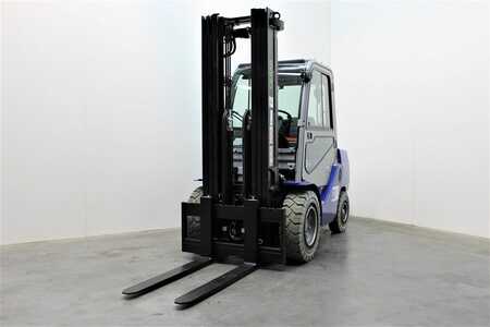 LPG Forklifts 2022  Cesab M 335 GV (3)
