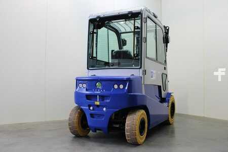 Elektryczne 4-kołowe 2023 Cesab B 640 (4)