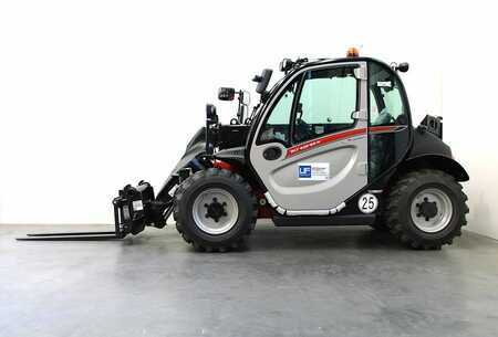 Manipulador fijo 2025  Manitou MLT 420 H Classic (1)