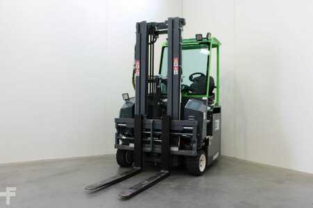 Kylkitrukki 2025  Combilift CBE 3000 (3)